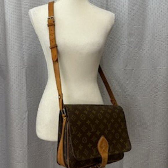 Authentic Louis Vuitton Monogram Cartouchiere GM Shoulder Bag - Picture 3 of 9